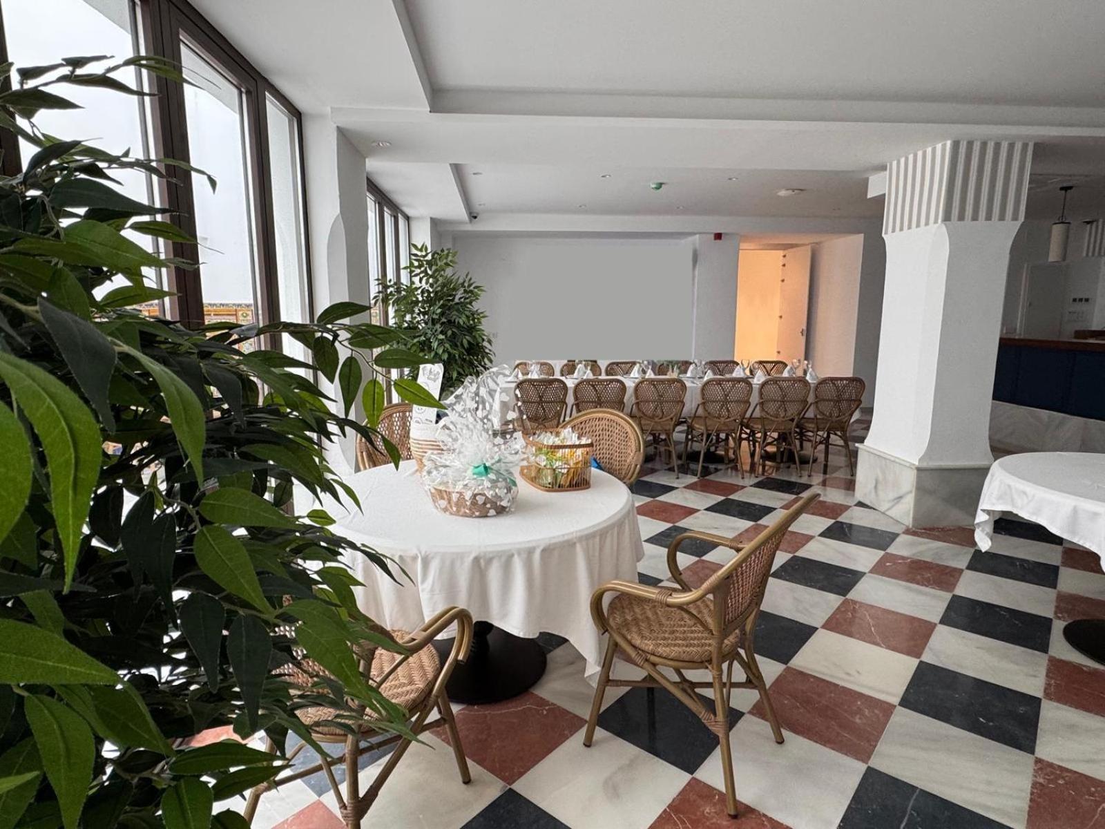 Hotel Restaurante Toruno El Rocio Exterior photo
